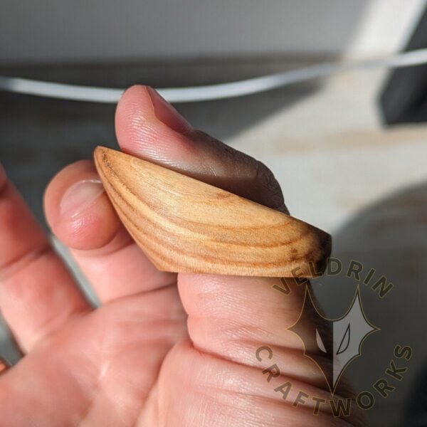 hardwood-thumbring