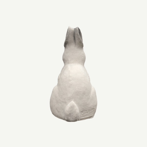 100471 IBB 3D Snow hare sitting - Image 5