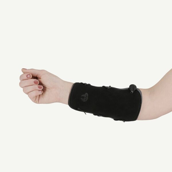 100031 Armguard Dark - Image 5